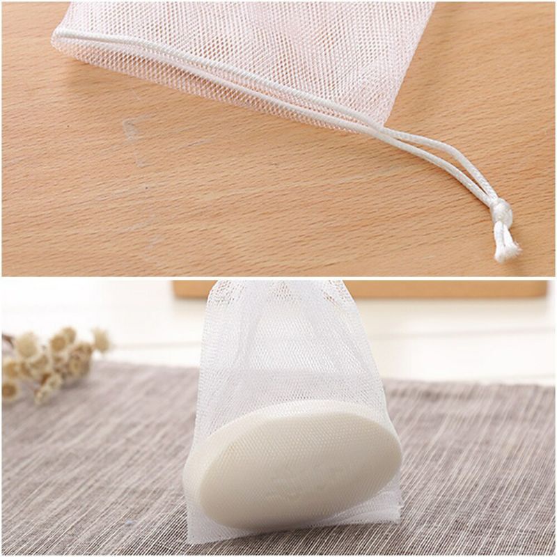 Combo 1 Xà phòng cám gạo trắng da Thái Lan và 1 túi lưới tạo bọt