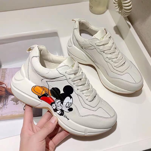 Giày thể thao mickey