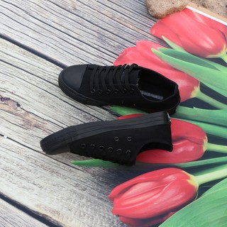 Giày Sneaker Full Đen Nam Cổ Thấp ZRS