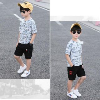 Set bộ áo phông kèm quần kaki đùi diện xinh xắn cho bé