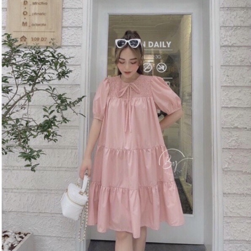 Váy hồng bèo tầng tay bồng babydoll dáng xoè nơ cổ chất thô lụa đầm bầu váy ngủ dáng rộng