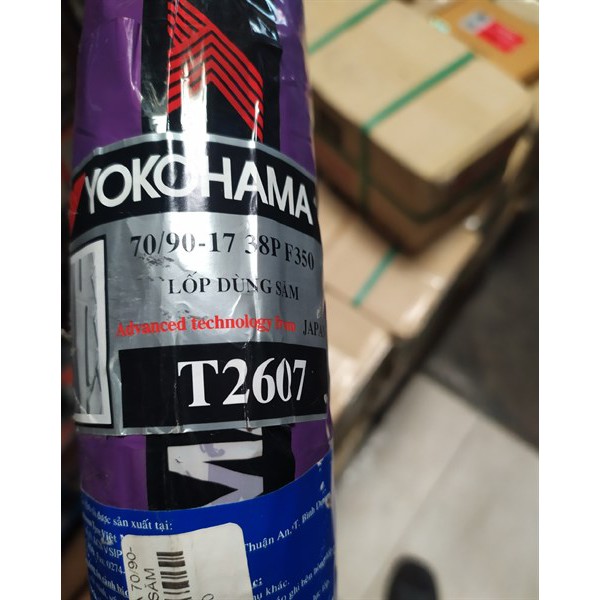 LỐP YOKOHAMA 70/90-17 TRƯỚC Exciter (EX) CÓ SĂM