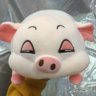 Gấu bông con lợn mắt híp