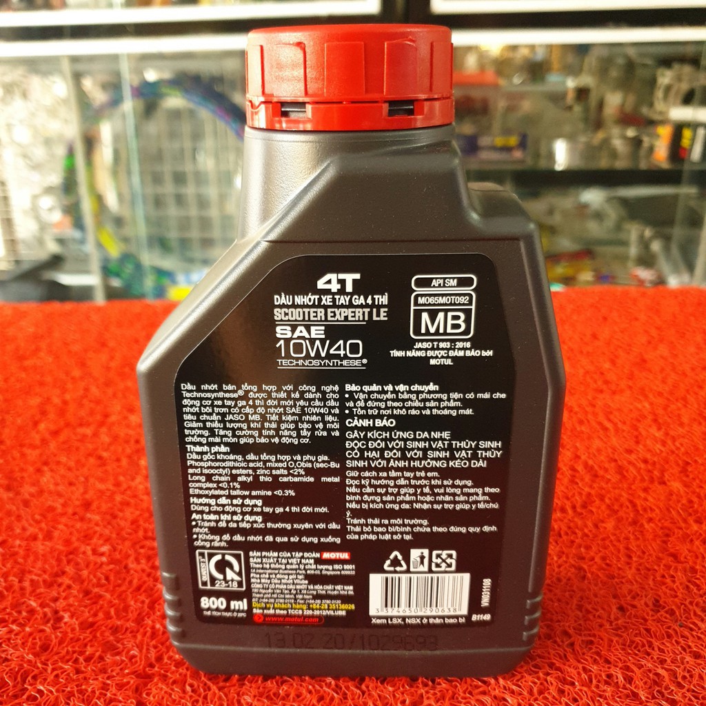 Nhớt Xe Tay Ga MOTUL SCOOTER EXPERT LE 800ML - Êm Xe Nhẹ Máy - CHECK MÃ VẠCH -