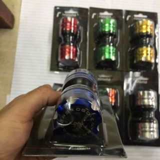 Gù chống đỗ trước có nắp