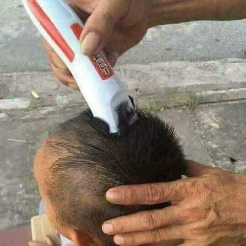 TÔNG ĐƠ CẮT TÓC PHILIP