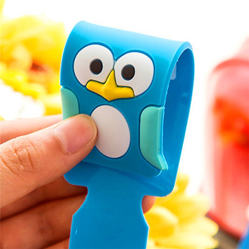 Thẻ ghi thông tin cá nhân gắn hành lý chất liệu silicon họa tiết dễ thương