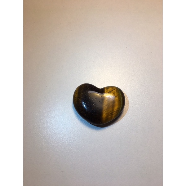 01 viên đá hình trái tim màu nâu size 3 cm
