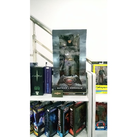 Mô hình Neca 1/4 Batman BvS