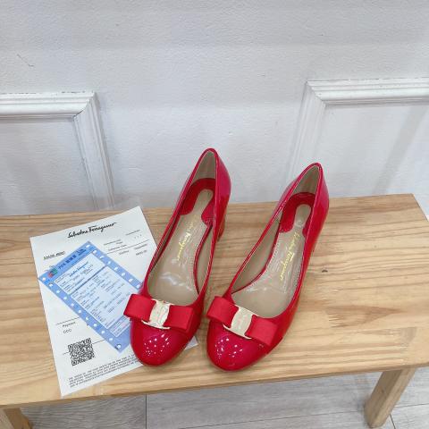 Guốc SVT bóng gót 5p hàng fullbox 3 màu đen kem đỏ