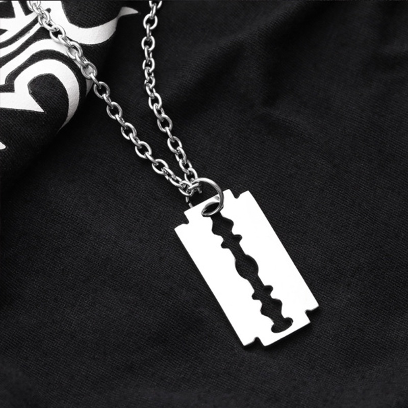 Vòng cổ Hình Lưỡi Dao Cạo Bằng Thép Không Gỉ Màu Bạc Thời Trang