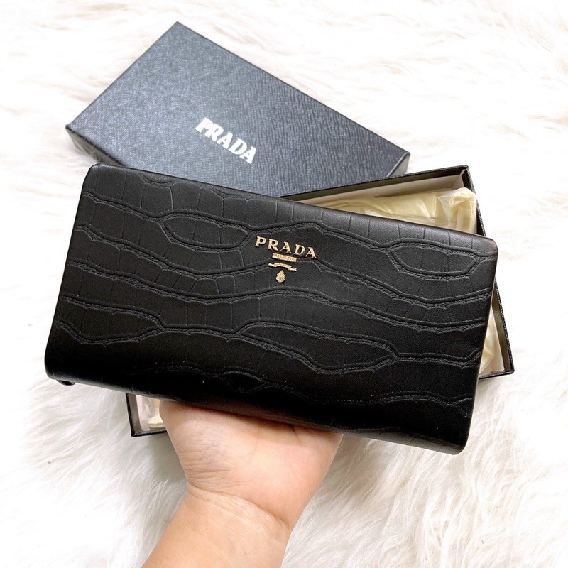 💥Ví cluth Prada Da thật💥Rẻ Vô Địch