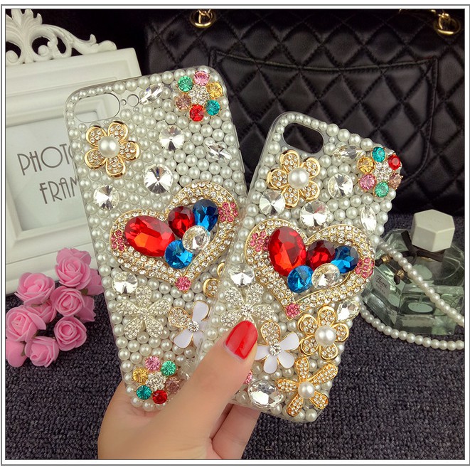 Ốp lưng handmade đính đá TIM YÊU THƯƠNG