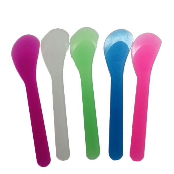 kho sẵn sàng Muỗng Nhựa Trộn Kem Trang Điểm