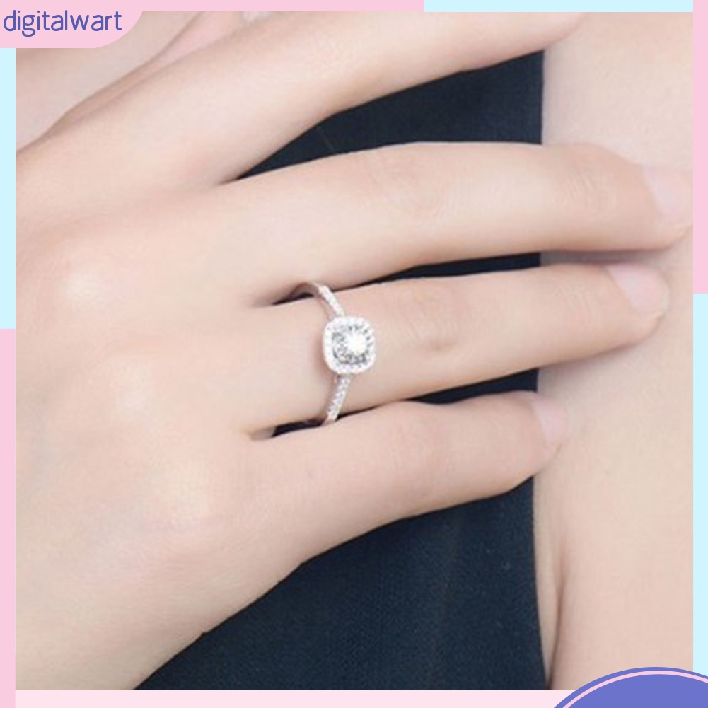 Nhẫn đính đá zircon thiết kế sành điệu trẻ trung cho nữ