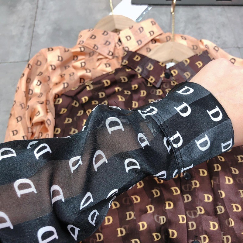 ÁO SOMI ĐEN HỌA TIẾT CHỮ ALEXAN.DERWANG