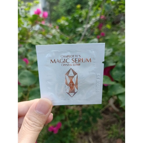 Tinh chất dưỡng Charlotte's Magic Serum Crystal Elixir