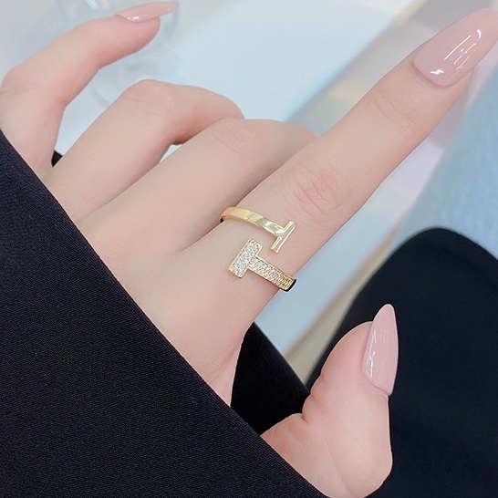Nhẫn hở mạ vàng 14K hình chữ T đính đá zircon thời trang