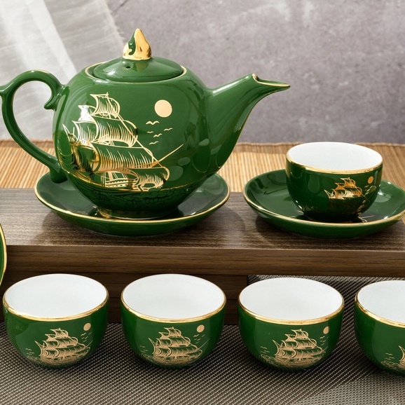 Bộ ấm trà thuận buồm xuôi gió vẽ vàng kim 18k men ngọc lục bảo, gốm sứ Bát Tràng