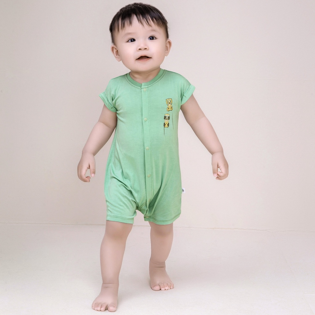 Chaang bộ body cúc giữa SS2022D04