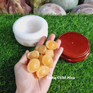 Bát Tụ Bảo bạch ngọc size 10cm (gồm 01 bát + 09 thỏi vàng + 01 đế gỗ)