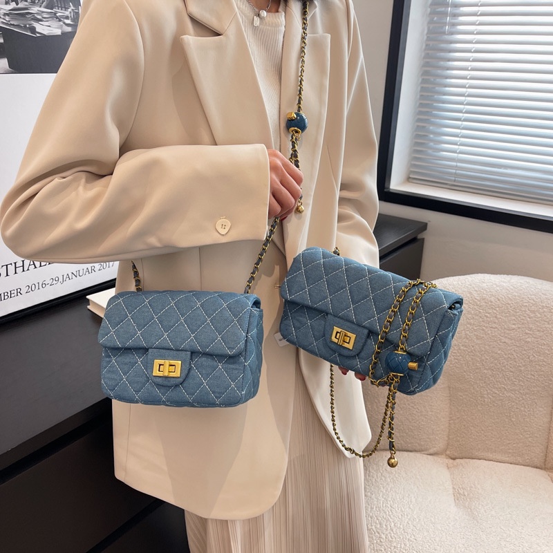 Túi Xách denim Phối Dây Xích Thời Trang Thu Đông Dành Cho Nữ
