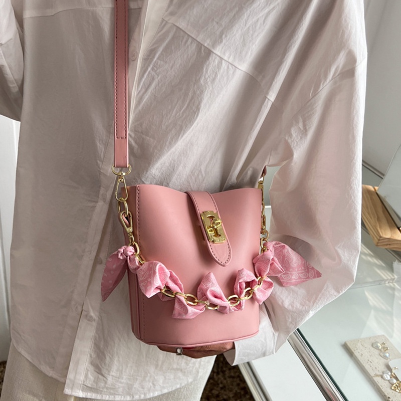 Túi Xách bucket Dây Xích Đeo Vai Thời Trang Cho Nữ