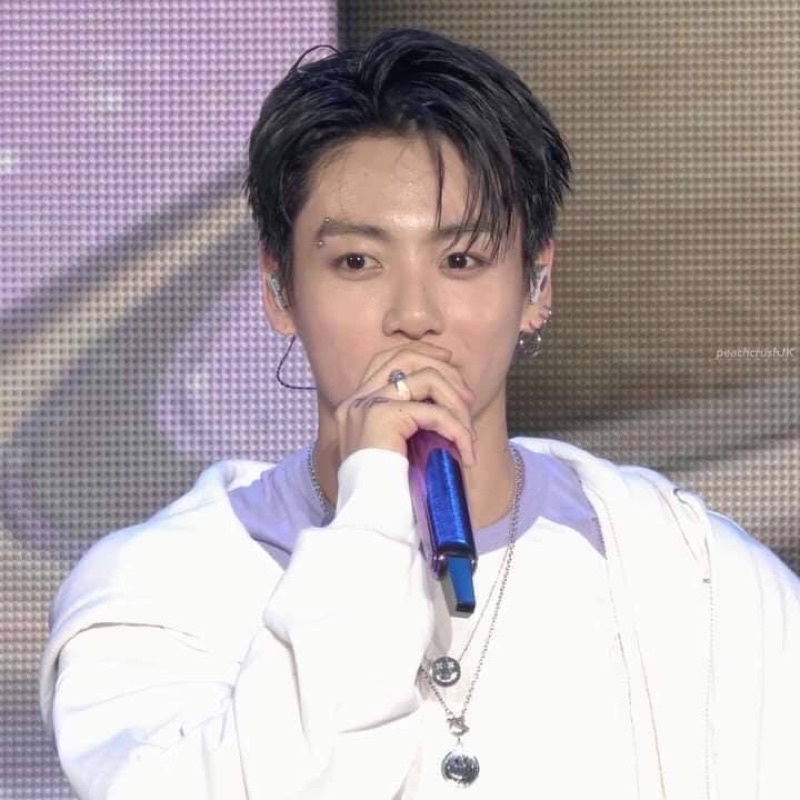 Dây chuyền JK mặt cười, vòng cổ BTS