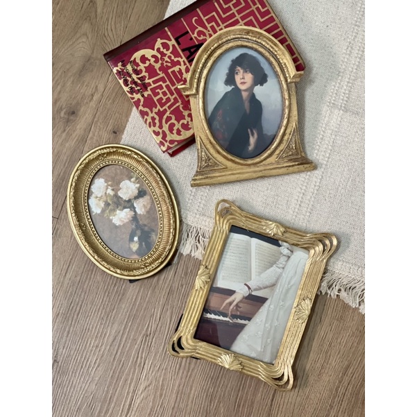 Khung diềm decor giả cổ vintage  kèm tranh