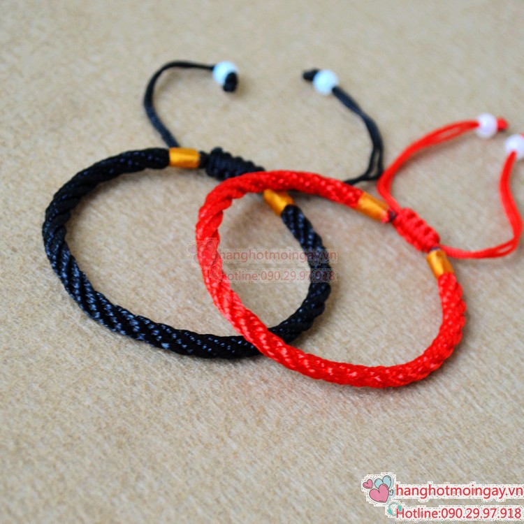 vòng tay dây đỏ may mắn