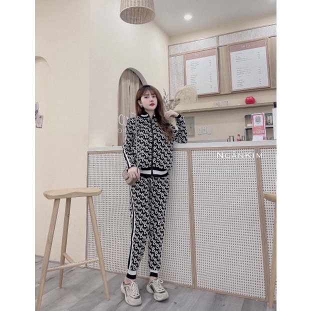 BỘ THỂ THAO CỔ KHOÁ DW 2 MÀU