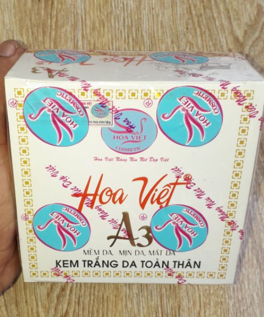 Một hộp Kem dưỡng trắng toàn thân A3 Hoa Việt_130g_Chính Hãng