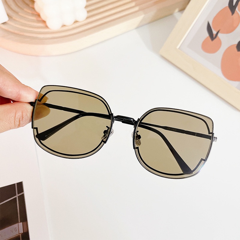 Kính Mát Phân Cực Gọng Kim Loại Tròng Nhiều Màu Sắc Thời Trang