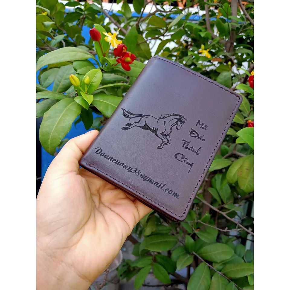 Ví Da Nam Dáng Đứng Khắc Chữ Theo Yêu Cầu  ⏭  Ví Nam Da Thật Nguyên Miếng Cao Cấp Bảo Hành 12 Tháng