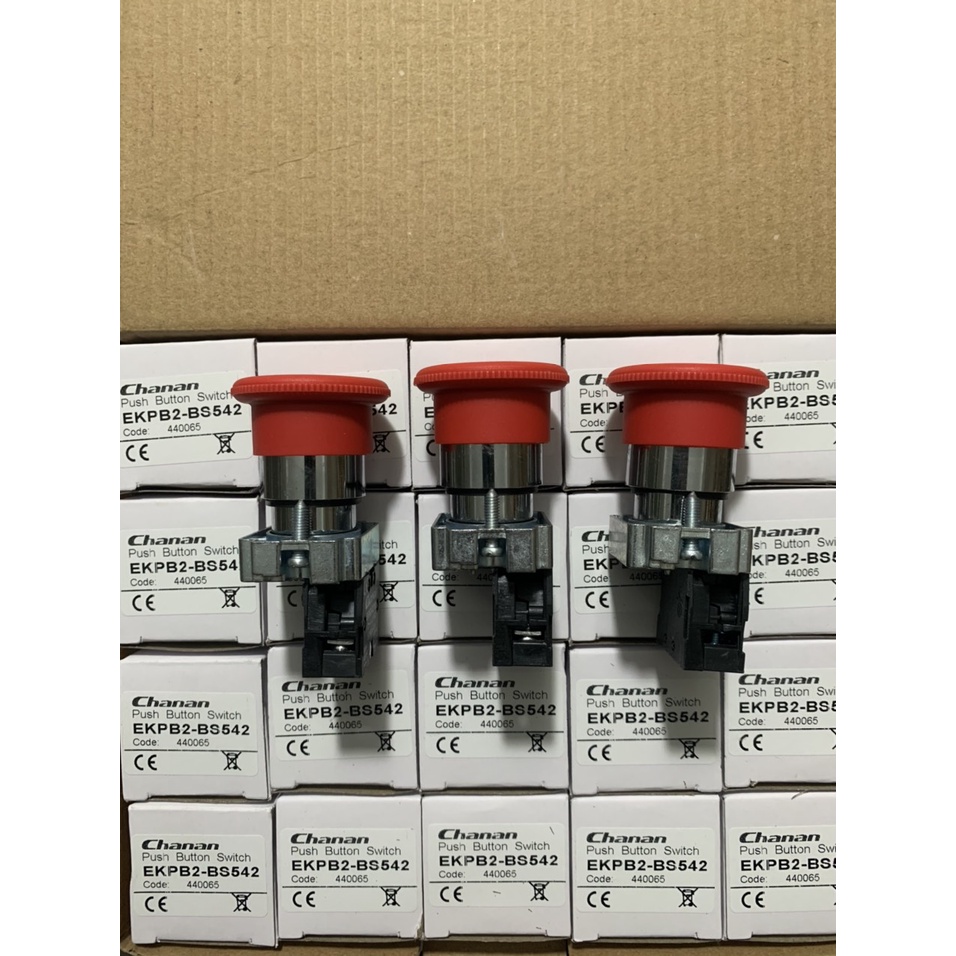 Nút dừng khẩn thân sắt EKPB2-BS542 (CHANA)