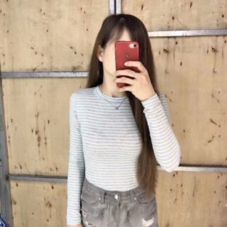 Áo thun cotton gân dang len mỏng
