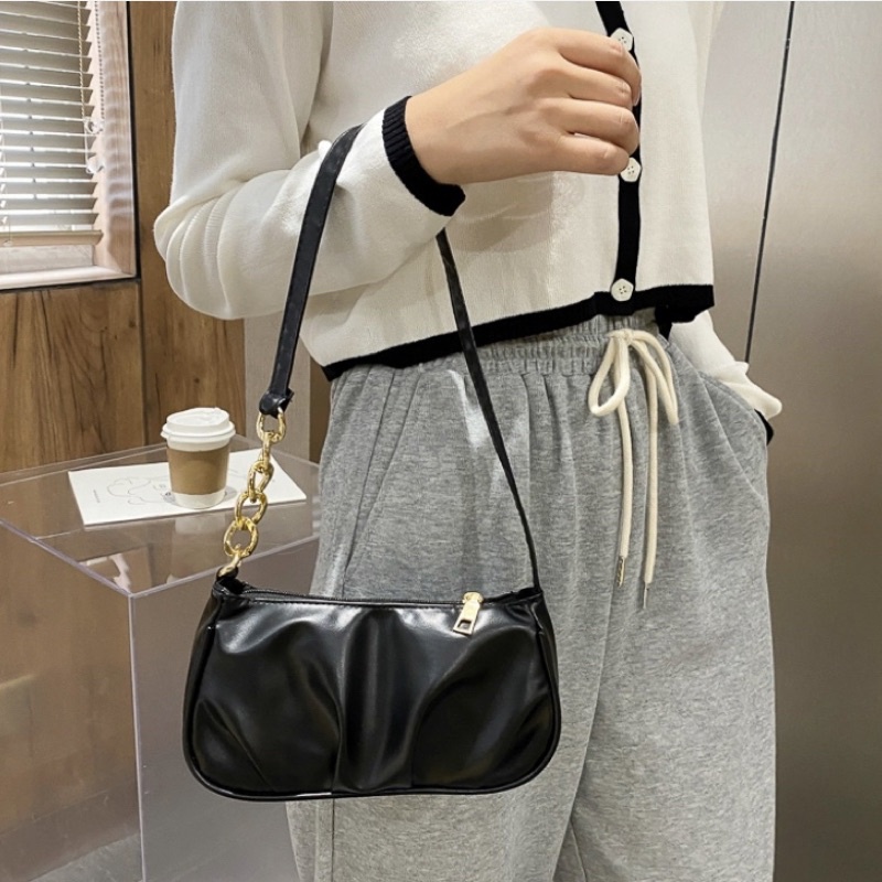 Túi kẹp nách thời trang nữ basic siu xinh 🪁 2 màu | HÀNG CÓ SẴN  dúm xích