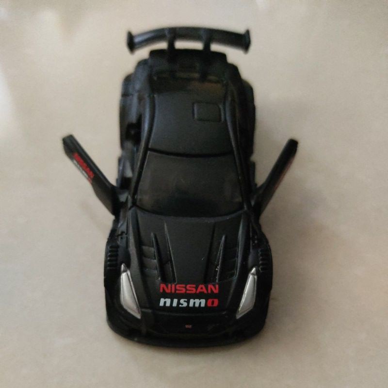 Xe Tomica nissan nismo