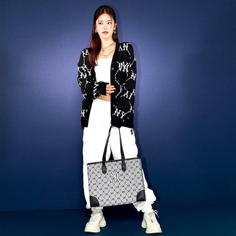 ✅  Túi MLB Tote Monogram Jacquard Shopper Bag New York Yankees XÁM  CAM KẾT CHUẨN 1:1