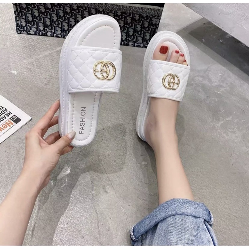 Dép nữ bánh mì/quai ngang đính GG, đế đúc nguyên khối cao 3cm-1000020