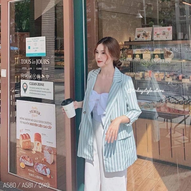 [SẴN SG] Áo Khoác Vest Form Rộng Nữ 🌸 Blazer kẻ sọc màu xanh phối túi lớn kiểu dáng ulzzang hàn quốc SIÊU HOT 🌸 | BigBuy360 - bigbuy360.vn
