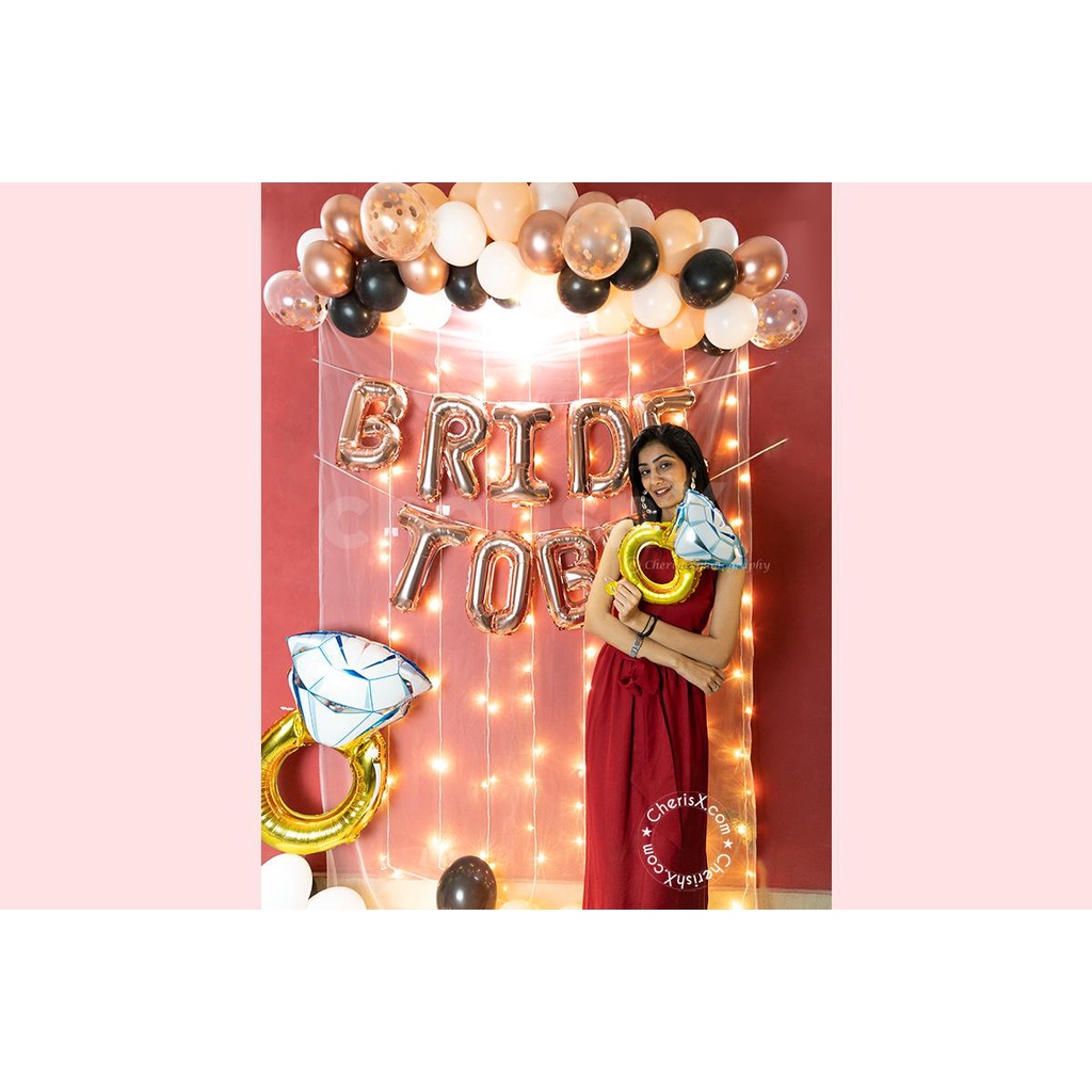 Bóng chữ BRIDE TO BE trang trí tiệc độc thân dành cho cô gái trở thành nàng dâu