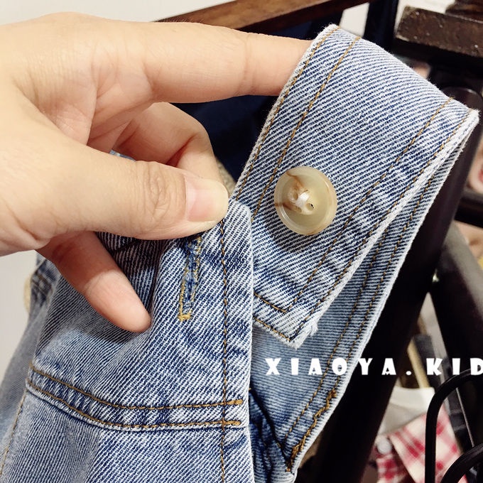 Quần yếm denim có túi lớn phong cách hè thời trang Hàn Quốc cho bé gái