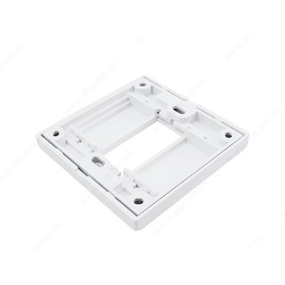Mặt nạ âm tường ba socket Ugreen 20316