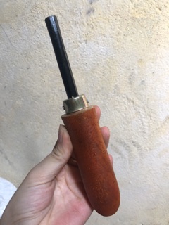 Chuôi tô vít gỗ
