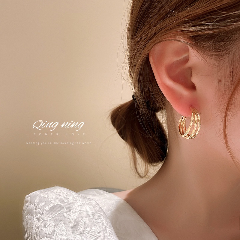 Khuyên Tai Kim Loại Hình Chữ C Nhiều Lớp Phong Cách Hàn Quốc Thời Trang Cho Nữ