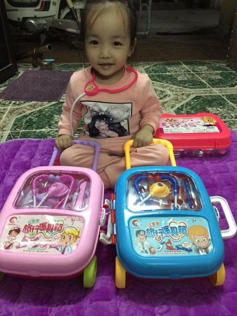 Bộ đồ chơi va li kéo bác sĩ