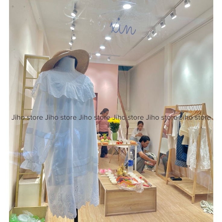 Đầm Quảng Châu xô trắng suông phối ren hoa dáng basic dễ mặc