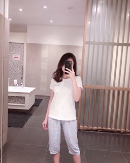 Bộ áo phông quần lanh lửng cho nữ
