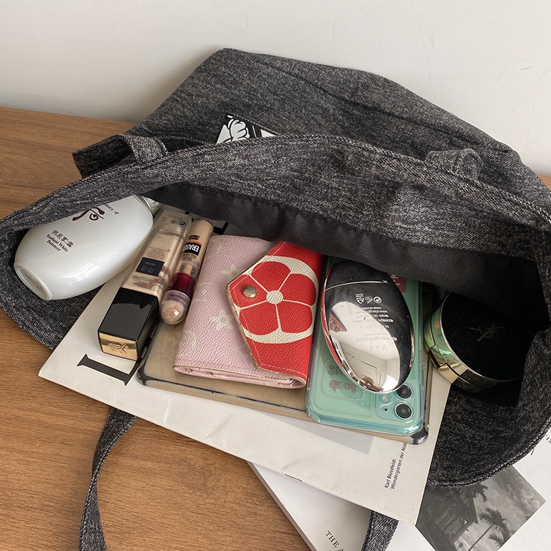 Túi Tote Vải Canvas Màu Đen Cỡ Lớn In Hình Chuột Mickey Dễ Thương Cho Nữ